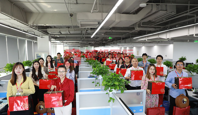 跨越山海，共赴团圆！智邦国际祝您中秋节快乐